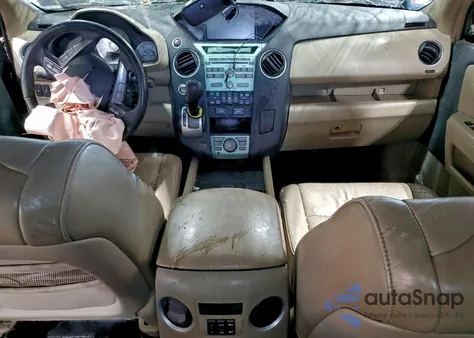 2009 Honda Pilot Touring z USA, uszkodzony, nr VIN 5FNYF48859B009570